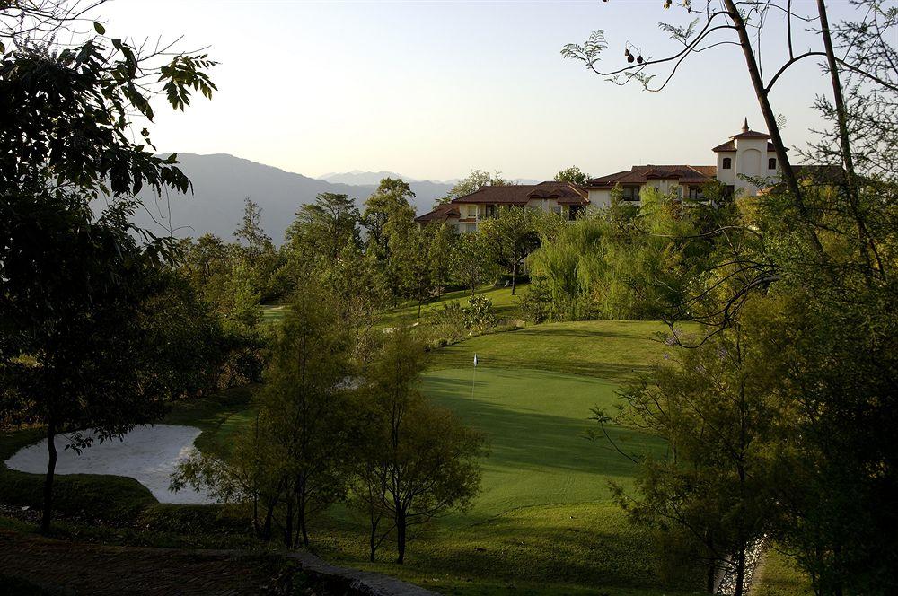 Ananda In The Himalayas Hotel Rishikesh Exterior photo
